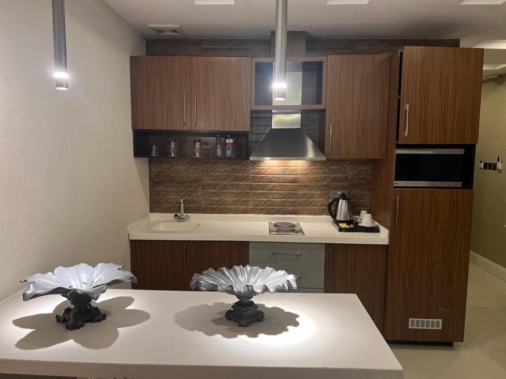 Remaz Suites Hotel Al Al Jubail Buitenkant foto