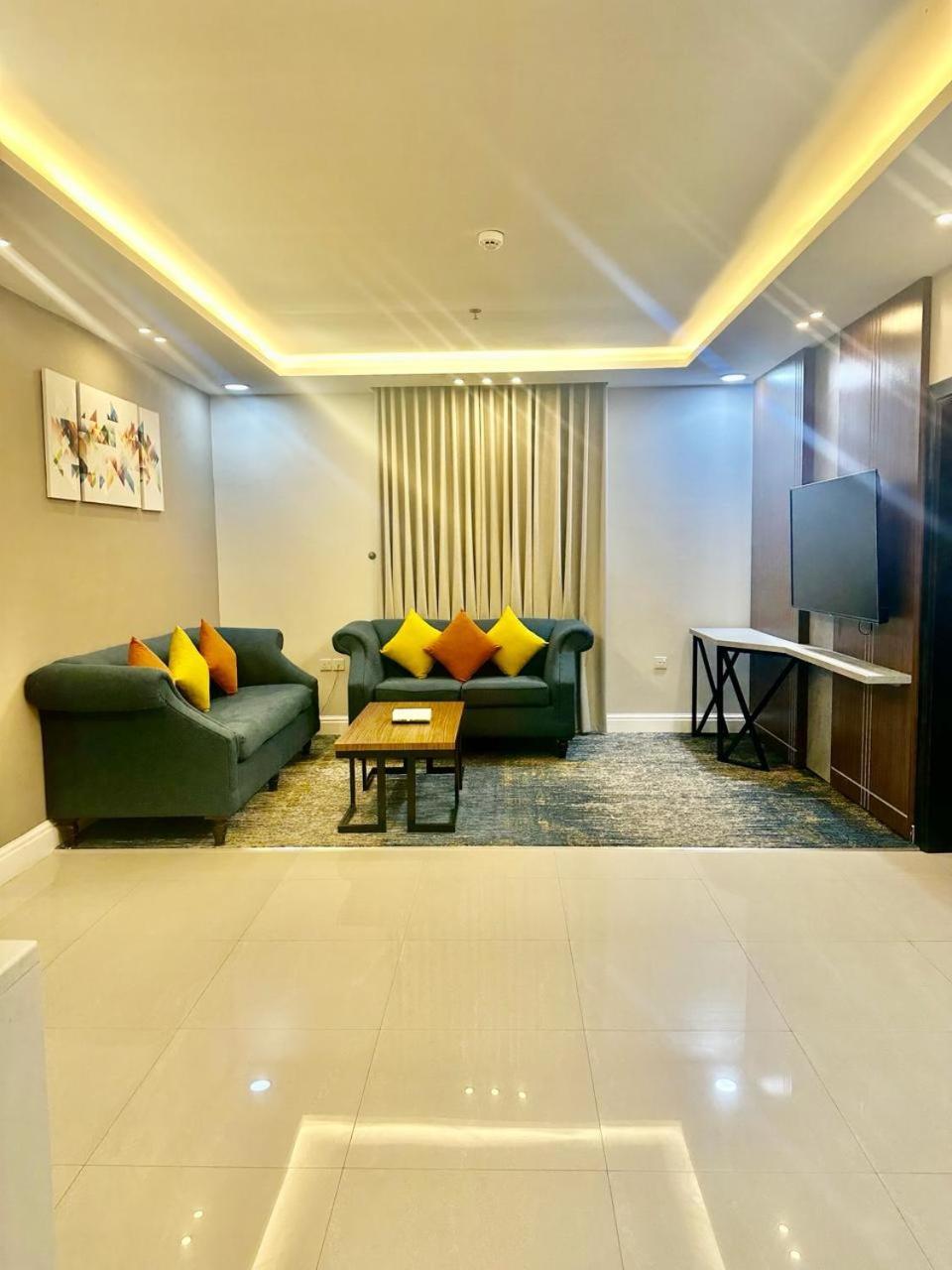 Remaz Suites Hotel Al Al Jubail Buitenkant foto