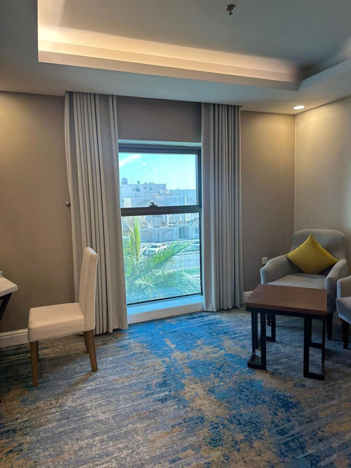 Remaz Suites Hotel Al Al Jubail Buitenkant foto